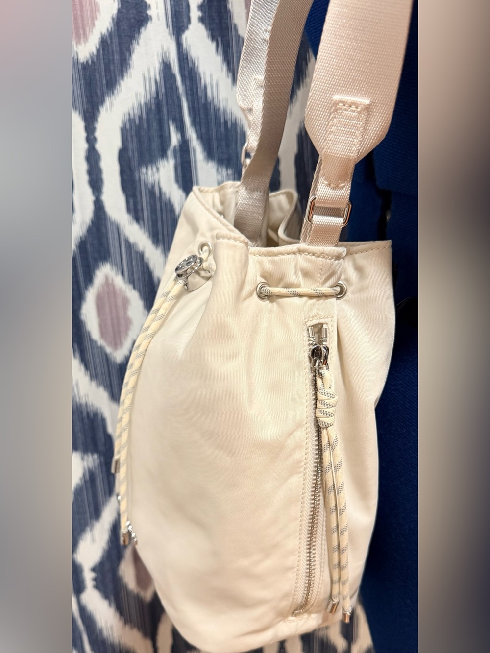lululemon athletica Cream Drawstring Shoulder Bag